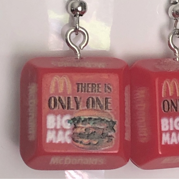New Burger Package Dangling Handmade Earrings Big Mac McDonalds Fun Party Gift - Picture 3 of 6